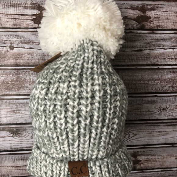 C.C Accessories - C.C Chucky Knit Gray/Ivory Color Beanie With Pom